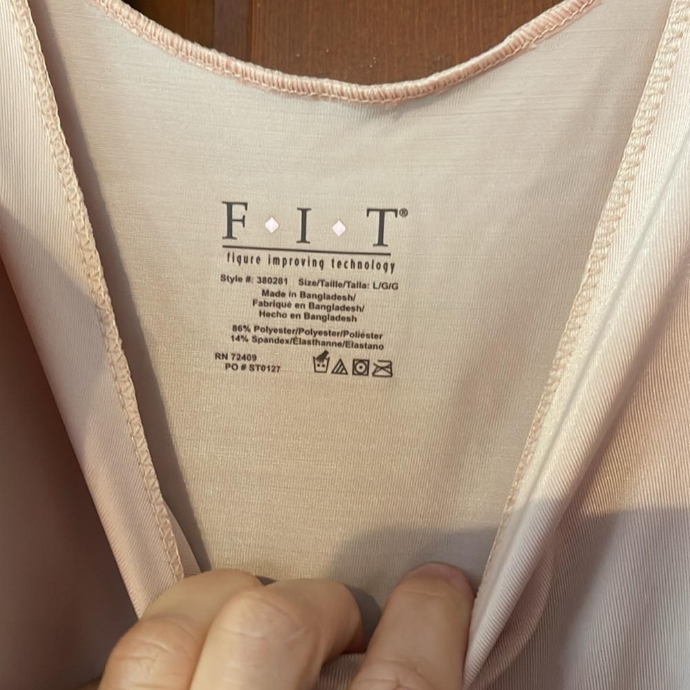 F.I.T Figure inspiring technology Shapewear full slip size large - Picture 2 of 3